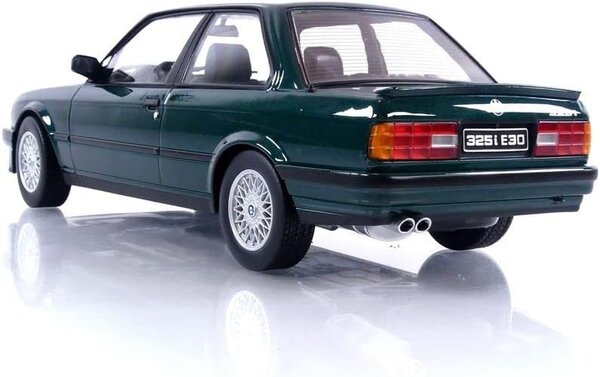 BMW BMW 325i M-Paket 1 1987 - 1:18 - KK Scale BMW BMW 325i M-Paket 1 1987 - 1:18 - KK Scale
