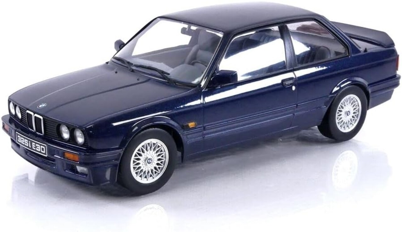 BMW BMW 325i M-Paket 2 1988 - 1:18 - KK Scale