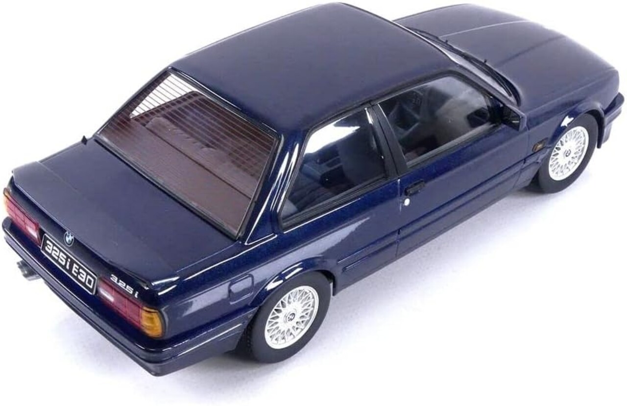 BMW BMW 325i M-Paket 2 1988 - 1:18 - KK Scale