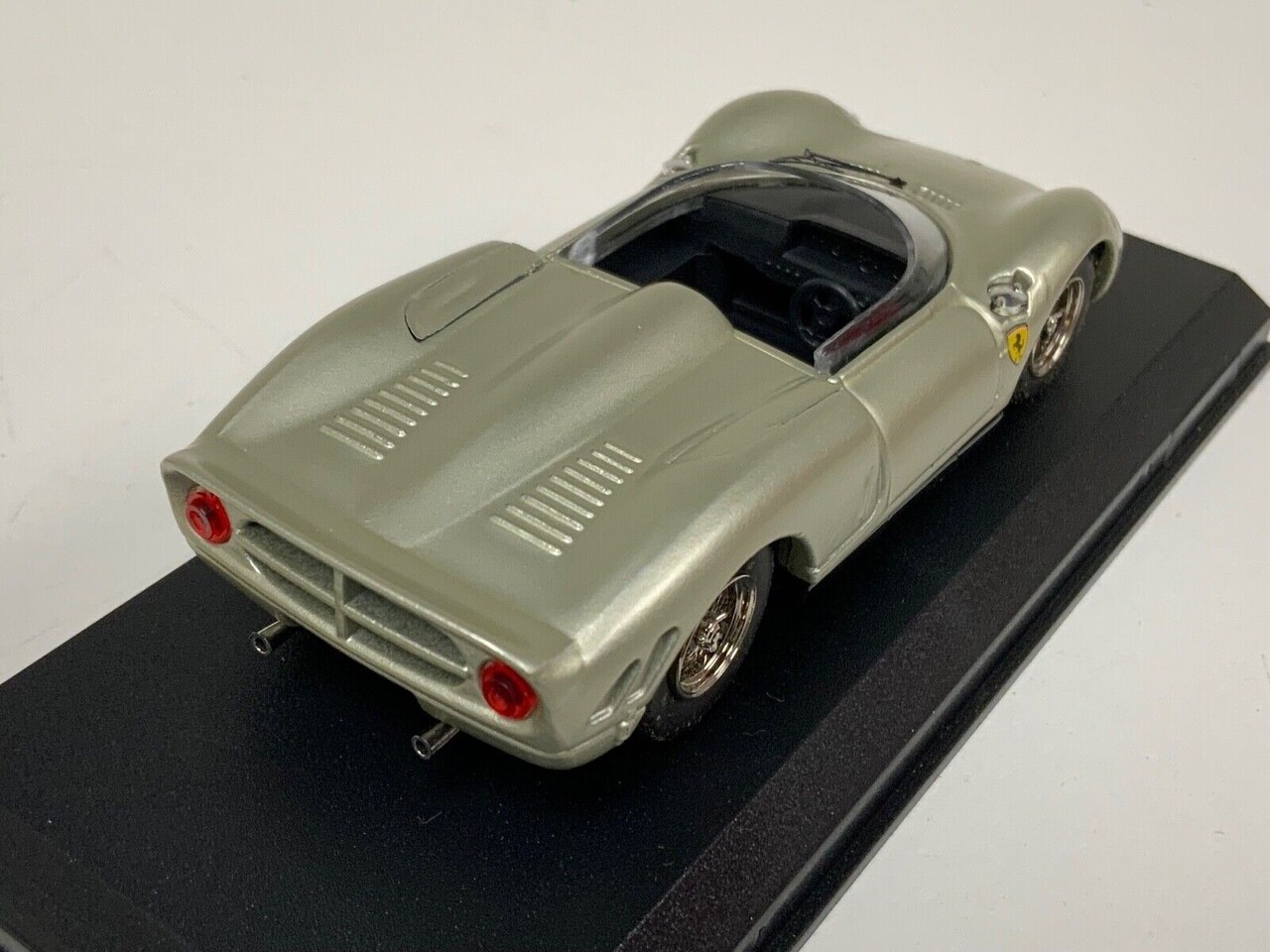 Ferrari Ferrari 330P2 1964 (Aluminium) - 1:43 - Best Model