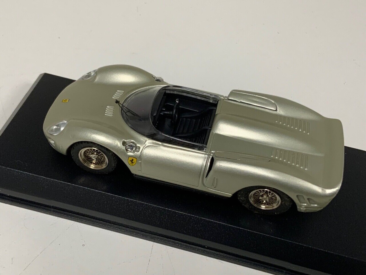 Ferrari Ferrari 330P2 1964 (Aluminium) - 1:43 - Best Model