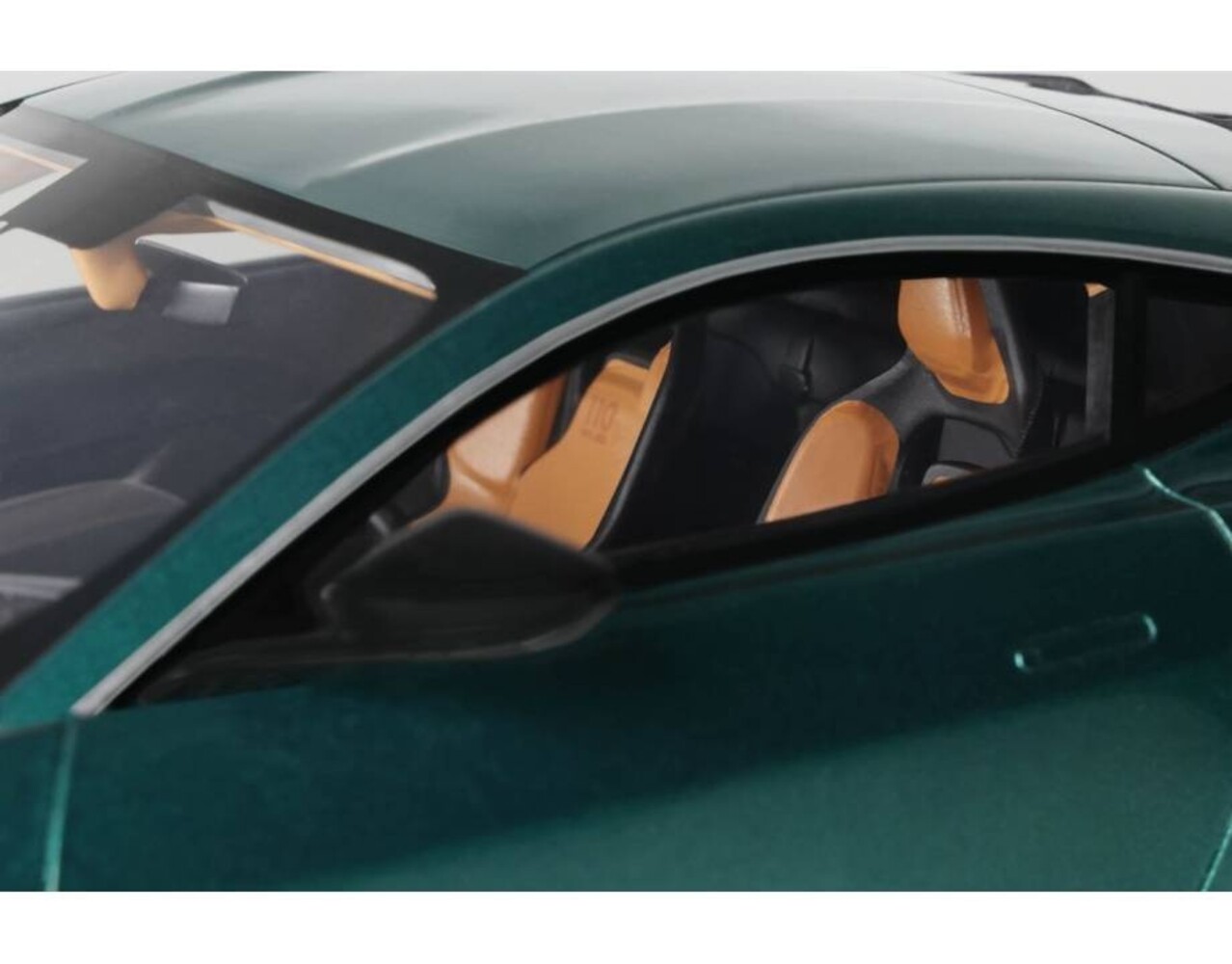 Aston Martin Aston Martin Valour - 1:18 - GT Spirit