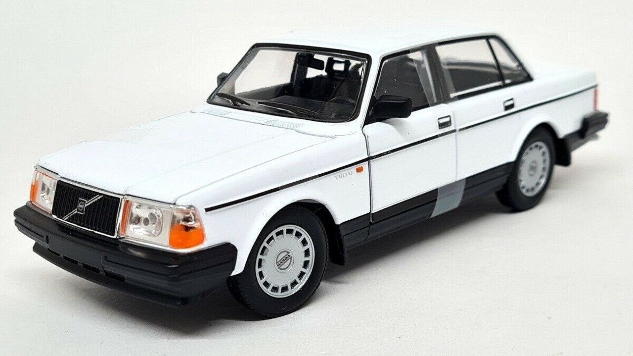 Volvo Volvo 240 GL 1986 - 1:24 - Welly Volvo Volvo 240 GL 1986 - 1:24 - Welly
