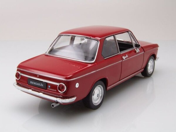 BMW BMW 2002Ti - 1:24 - Welly