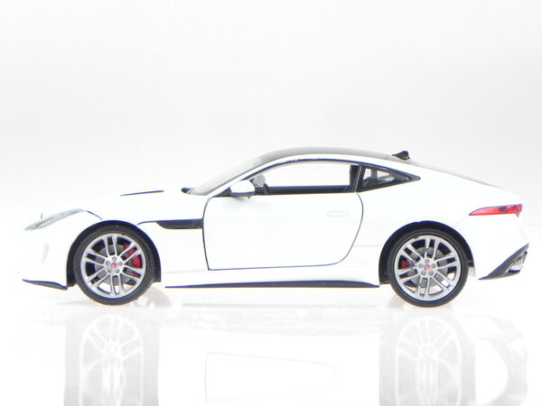 Jaguar Jaguar F-Type Coupe 2015 - 1:24 - Welly Jaguar Jaguar F-Type Coupe 2015 - 1:24 - Welly
