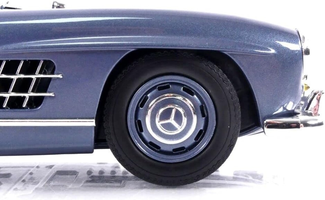 Mercedes-Benz Mercedes-Benz 300 SL Coupé W198 1955 - 1:18 - Minichamps