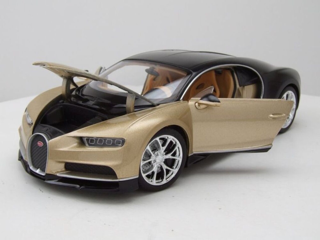 Bugatti Bugatti Chiron 2017 - 1:24 - Welly Bugatti Bugatti Chiron 2017 - 1:24 - Welly