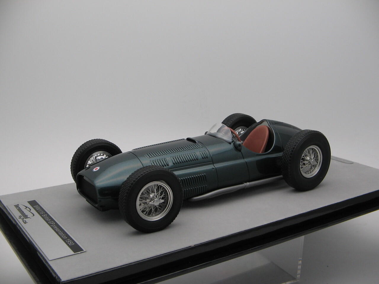 Formule 1 BRM V16 British GP Presentation 1950 - 1:18 - Tecnomodel Mythos Formule 1 BRM V16 British GP Presentation 1950 - 1:18 - Tecnomodel Mythos