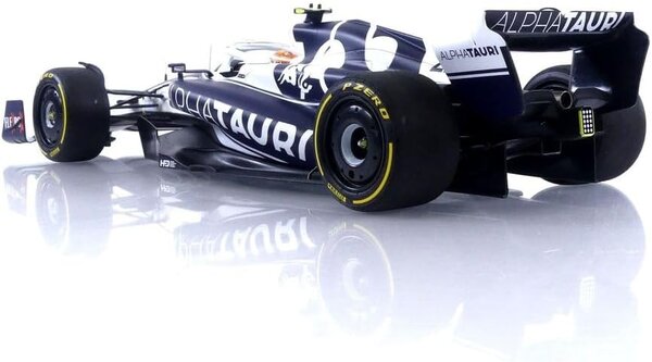 Formule 1 Scuderia Alphatauri AT03, Y. Tsunoda, Bahrain GP 2022 - 1:18 - Minichamps Formule 1 Scuderia Alphatauri AT03, Y. Tsunoda, Bahrain GP 2022 - 1:18 - Minichamps