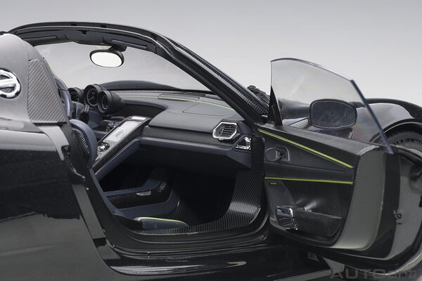 Porsche Porsche 918 Spyder - 1:12 - AUTOart Porsche Porsche 918 Spyder - 1:12 - AUTOart