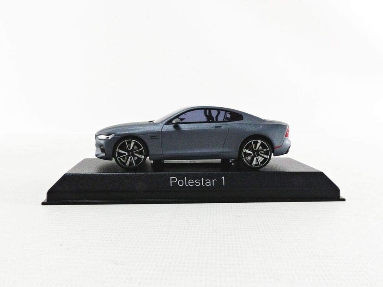 Polestar Polestar 1 2020 - 1:43 - Norev