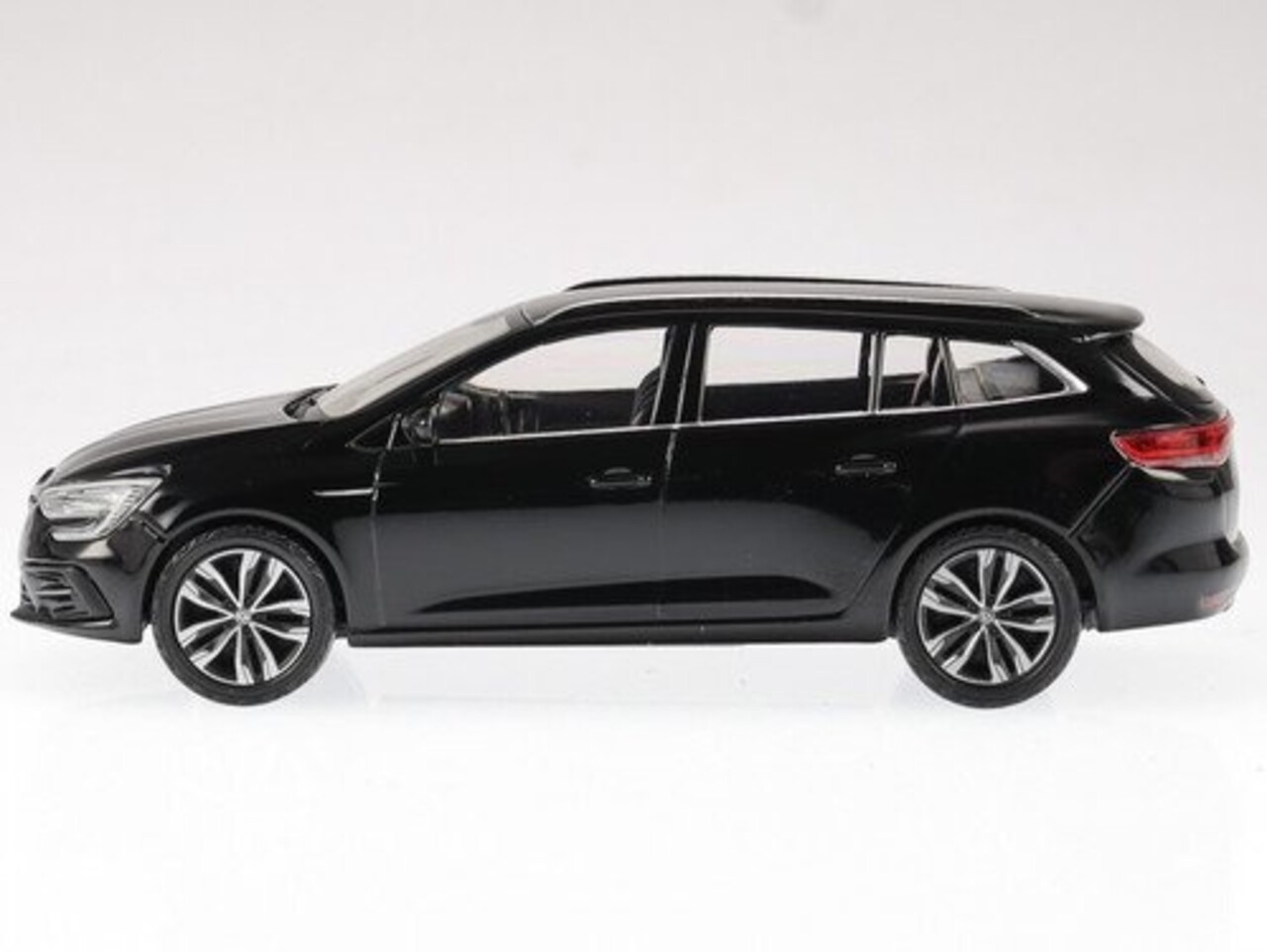 Renault Renault Megane Estate 2020 - 1:43 - Norev Renault Renault Megane Estate 2020 - 1:43 - Norev