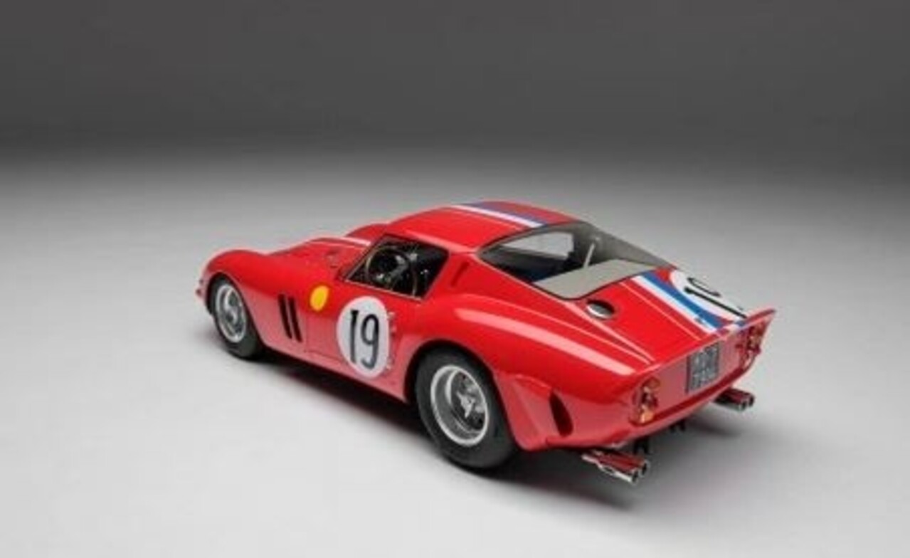 Ferrari Ferrari 250 GTO #19 24H Le Mans 1962 Winner GT Class - 1:18 - Amalgam