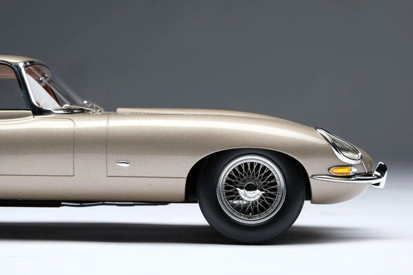 Jaguar Jaguar E-Type 3.8L 1 Series Coupe 1961 - 1:18 - Amalgam