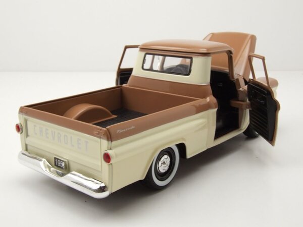 Chevrolet Chevrolet Apache Fleetside Pick Up 1958 - 1:24 - Motor Max