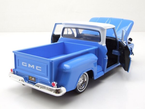 GMC GMC C1000 Stepside Pick-Up 1966  'Get Low Series'  - 1:24 - Motor Max