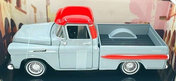 Chevrolet Chevrolet Apache Fleetside Pick-Up 'Get Low Series' 1958 - 1:24 - Motor Max Chevrolet Chevrolet Apache Fleetside Pick-Up 'Get Low Series' 1958 - 1:24 - Motor Max