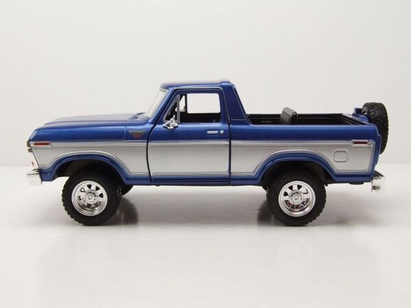 Ford Ford Bronco Open Top + Spare Tire 1978 - 1:24 - Motor Max Ford Ford Bronco Open Top + Spare Tire 1978 - 1:24 - Motor Max