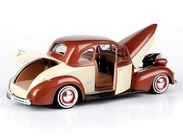 Chevrolet Chevrolet Coupe 1939 - 1:24 - Motor Max