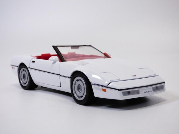 Chevrolet Chevrolet Corvette 1986 - 1:24 - Motor Max