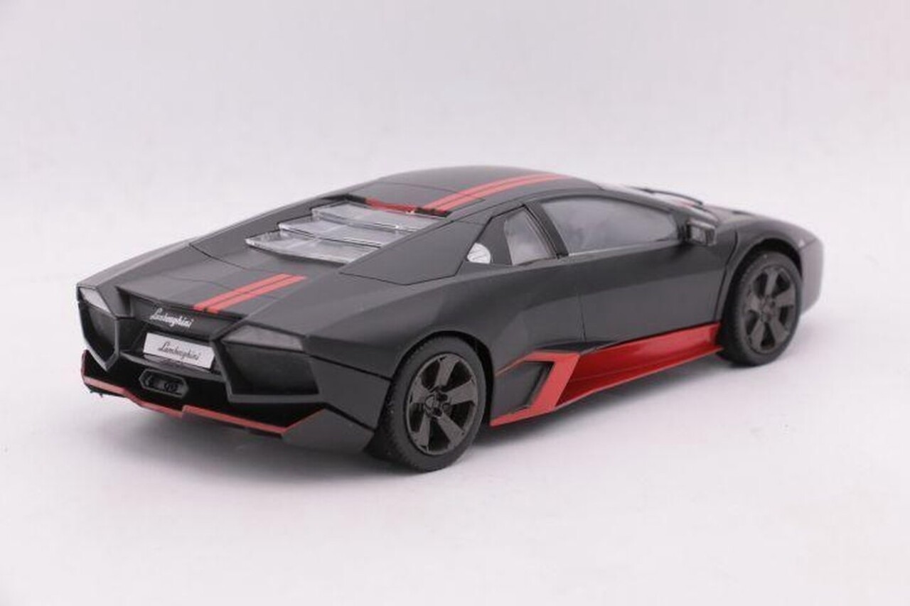 Lamborghini Lamborghini Reventon 2012 'Saint Paint Series' - 1:24 - Motor Max Lamborghini Lamborghini Reventon 2012 'Saint Paint Series' - 1:24 - Motor Max