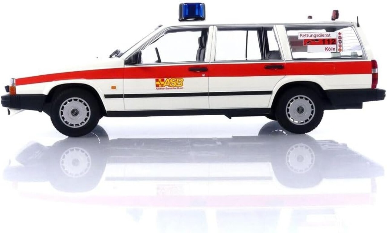 Volvo Volvo 740 GL Break 'ASB Köln' 1986 - 1:18 - Minichamps Volvo Volvo 740 GL Break 'ASB Köln' 1986 - 1:18 - Minichamps