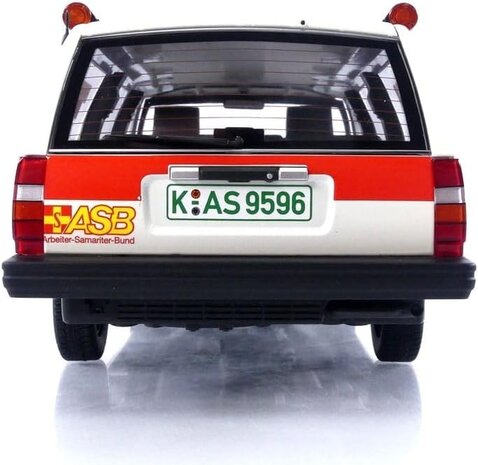 Volvo Volvo 740 GL Break 'ASB Köln' 1986 - 1:18 - Minichamps Volvo Volvo 740 GL Break 'ASB Köln' 1986 - 1:18 - Minichamps
