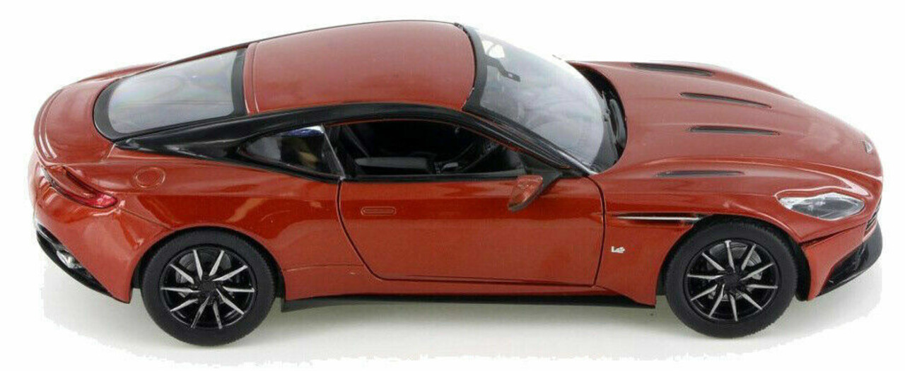 Aston Martin Aston Martin DB11 - 1:24 - Motor Max