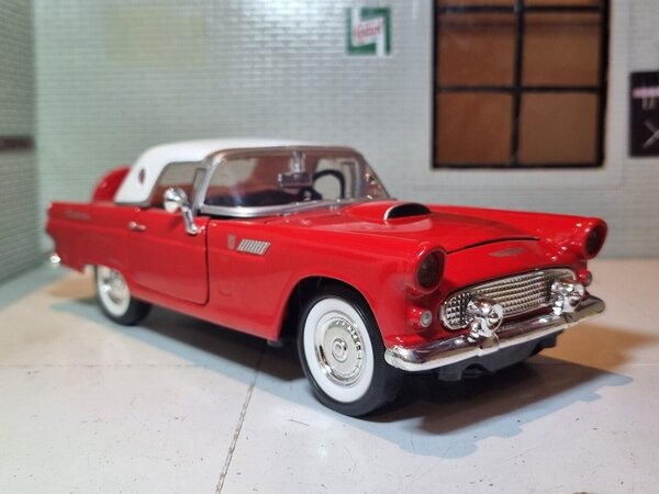 Ford Ford Thunderbird 1956 - 1:24 - Motor Max