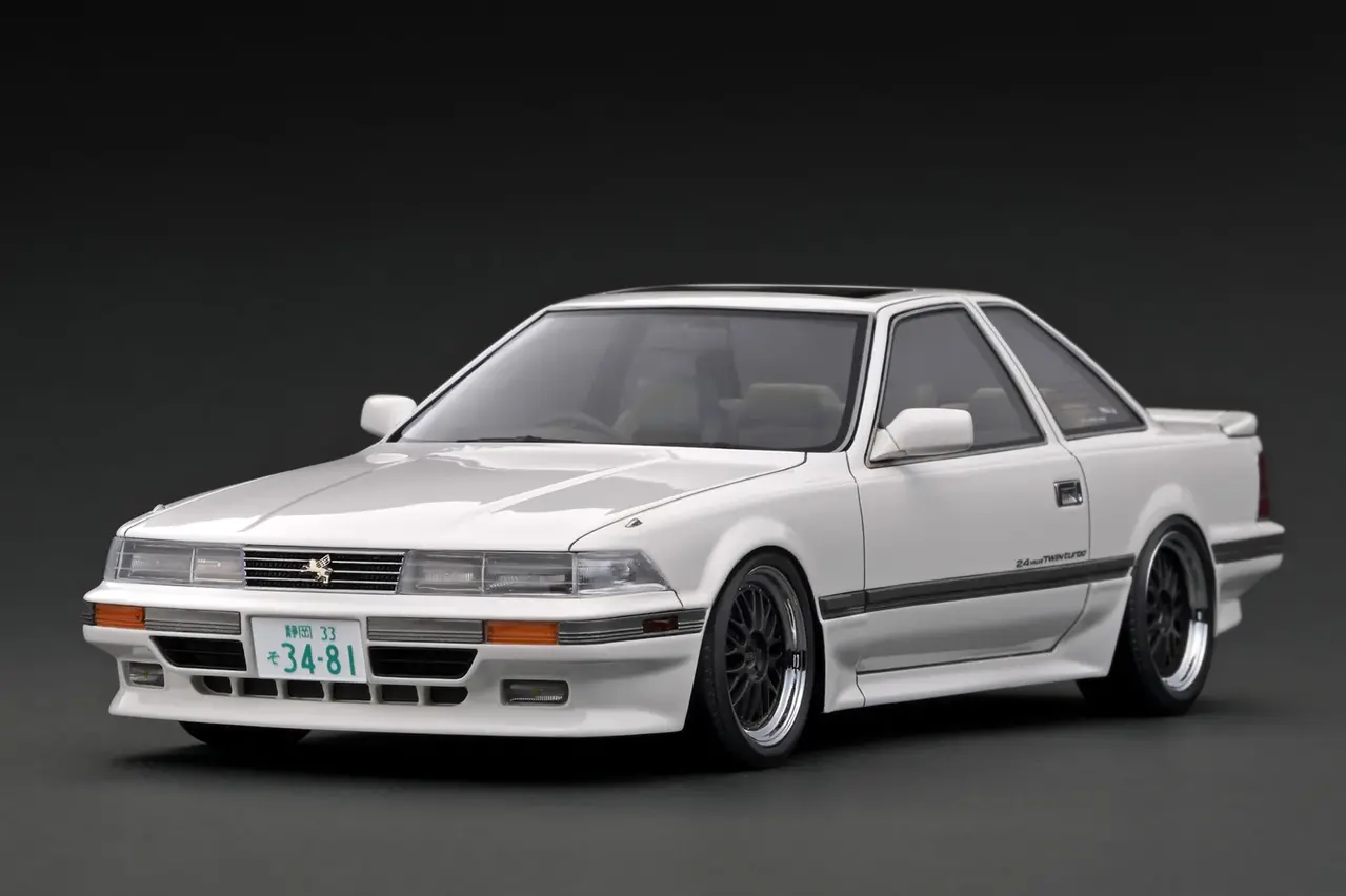 Toyota Toyota Soarer (Z20) 2.0 GT Twin Turbo L Lowered 15-Inch Wheels - 1:18 - Ignition Model
