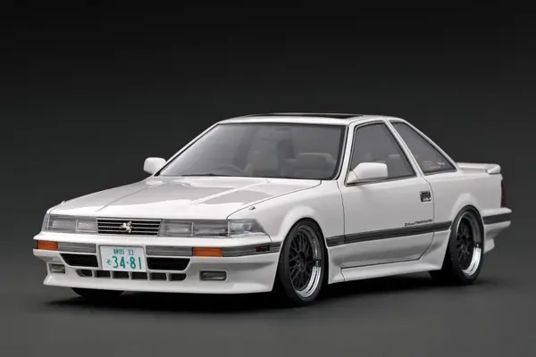 Toyota Toyota Soarer (Z20) 2.0 GT Twin Turbo L Lowered 15-Inch Wheels - 1:18 - Ignition Model