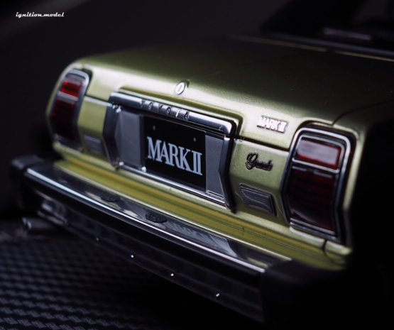 Toyota Toyota Mark II Sedan Grande (MX41) - 1:18 - Ignition Model