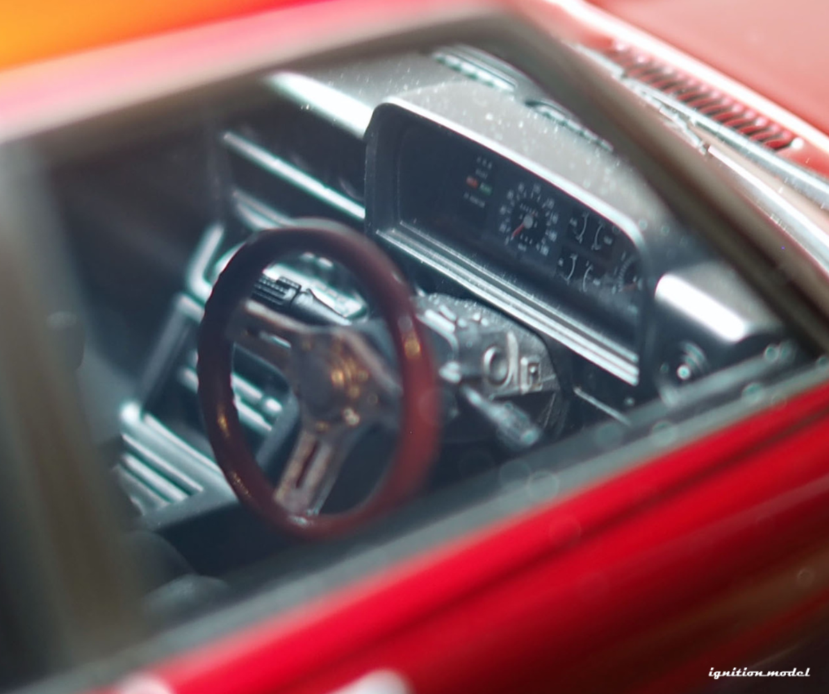 Toyota Toyota Mark II Sedan Grande (MX41) - 1:18 - Ignition Model Toyota Toyota Mark II Sedan Grande (MX41) - 1:18 - Ignition Model