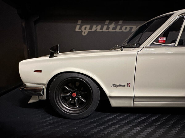 Nissan Nissan Skyline 2000 GT-R (PGC10) - 1:18 - Ignition Model Nissan Nissan Skyline 2000 GT-R (PGC10) - 1:18 - Ignition Model