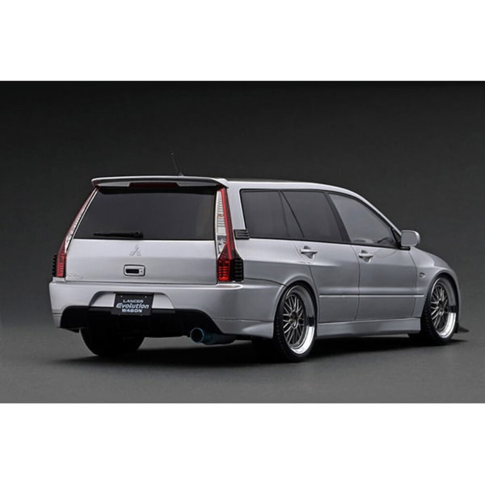 Mitsubishi Mitsubishi Lancer Evolution Wagon (CT9W) + 4G63 Engine - 1:18 - Ignition Model Mitsubishi Mitsubishi Lancer Evolution Wagon (CT9W) + 4G63 Engine - 1:18 - Ignition Model