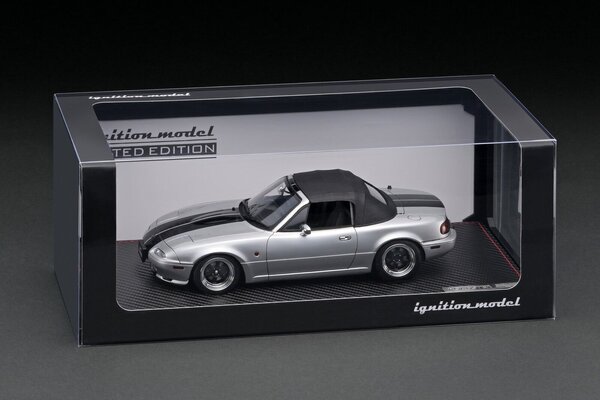 Eunos Eunos Roadster (NA) + B6-ZE Engine - 1:18 - Ignition Model