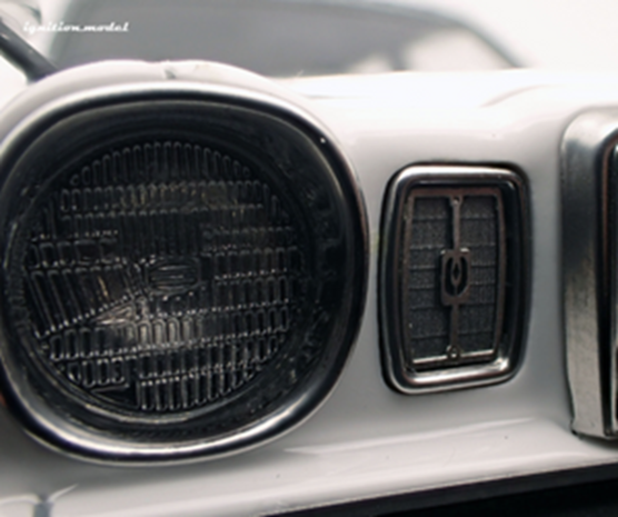 Toyota Toyota Mark II Sedan Grande (MX41) - 1:18 - Ignition Model Toyota Toyota Mark II Sedan Grande (MX41) - 1:18 - Ignition Model