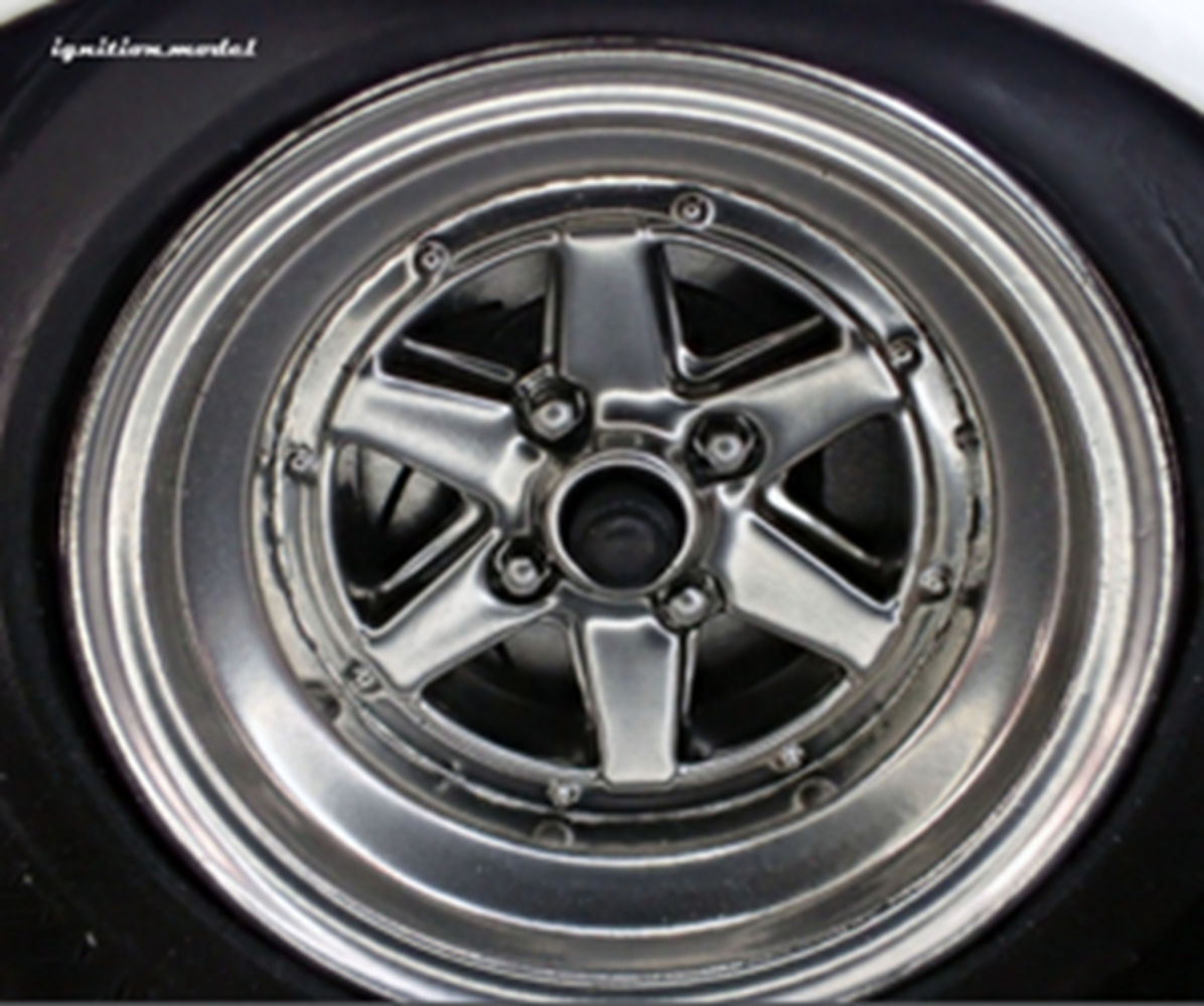 Toyota Toyota Mark II Sedan Grande (MX41) - 1:18 - Ignition Model Toyota Toyota Mark II Sedan Grande (MX41) - 1:18 - Ignition Model