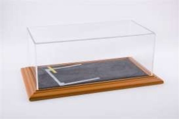 Atlantic Diorama Based Display Case + Starting Grid - 1:18 - Atlantic Atlantic Diorama Based Display Case + Starting Grid - 1:18 - Atlantic