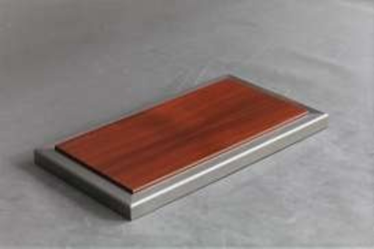 Atlantic Goodwood Deluxe Display Case + Metal + Mahogany Wood Combo Base - 1:18 - Atlantic Atlantic Goodwood Deluxe Display Case + Metal + Mahogany Wood Combo Base - 1:18 - Atlantic