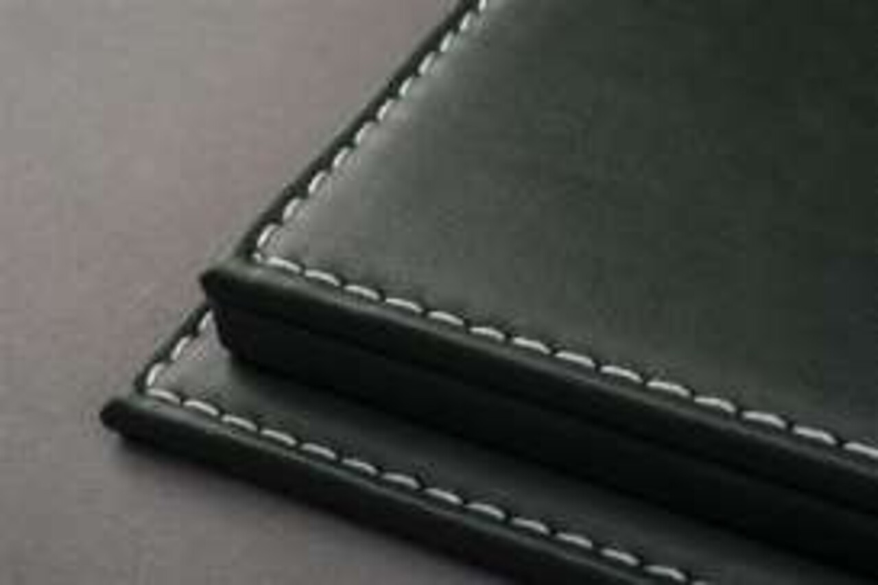 Atlantic Mulhouse Deluxe Display Case + Green Leather Base - 1:43 - Atlantic