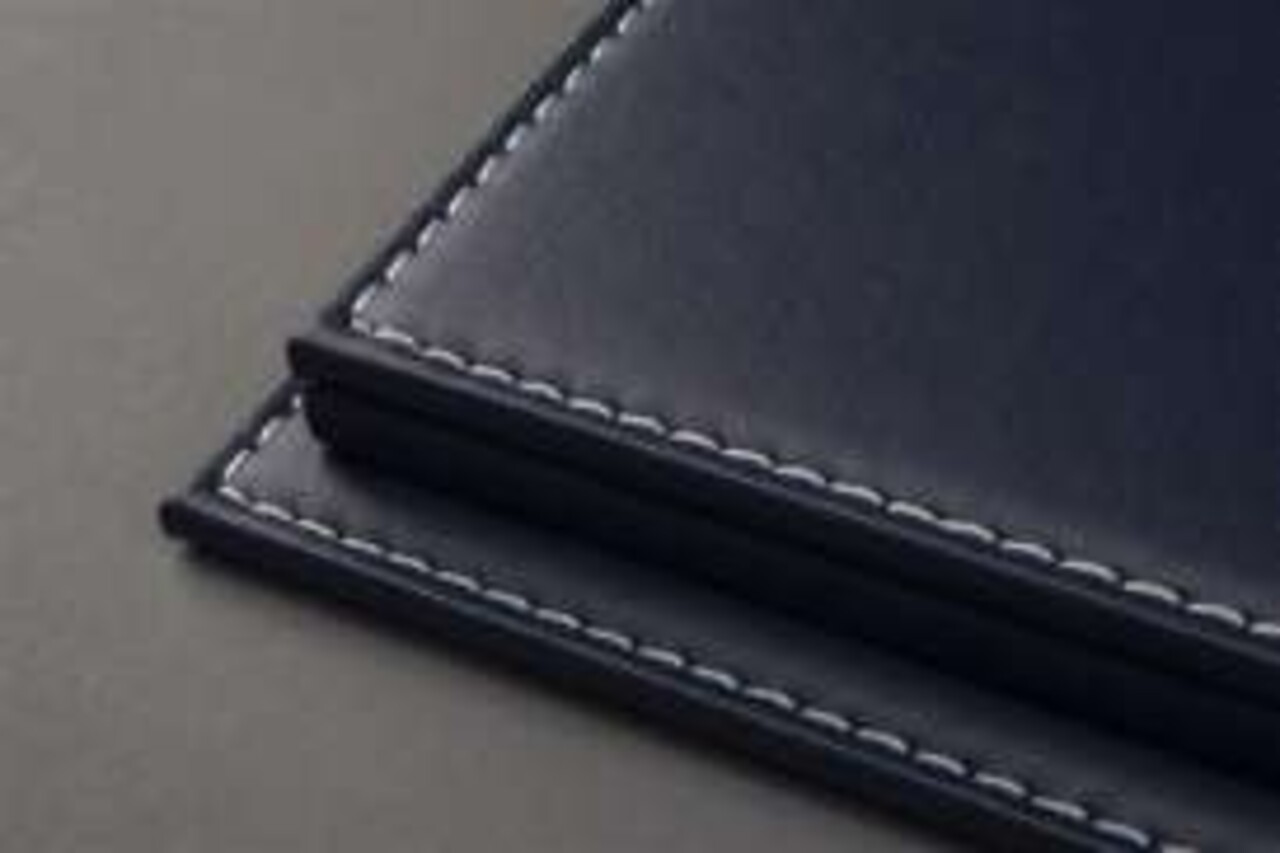 Atlantic Mulhouse Deluxe Display Case + Dark Blue Leather Base - 1:43 - Atlantic