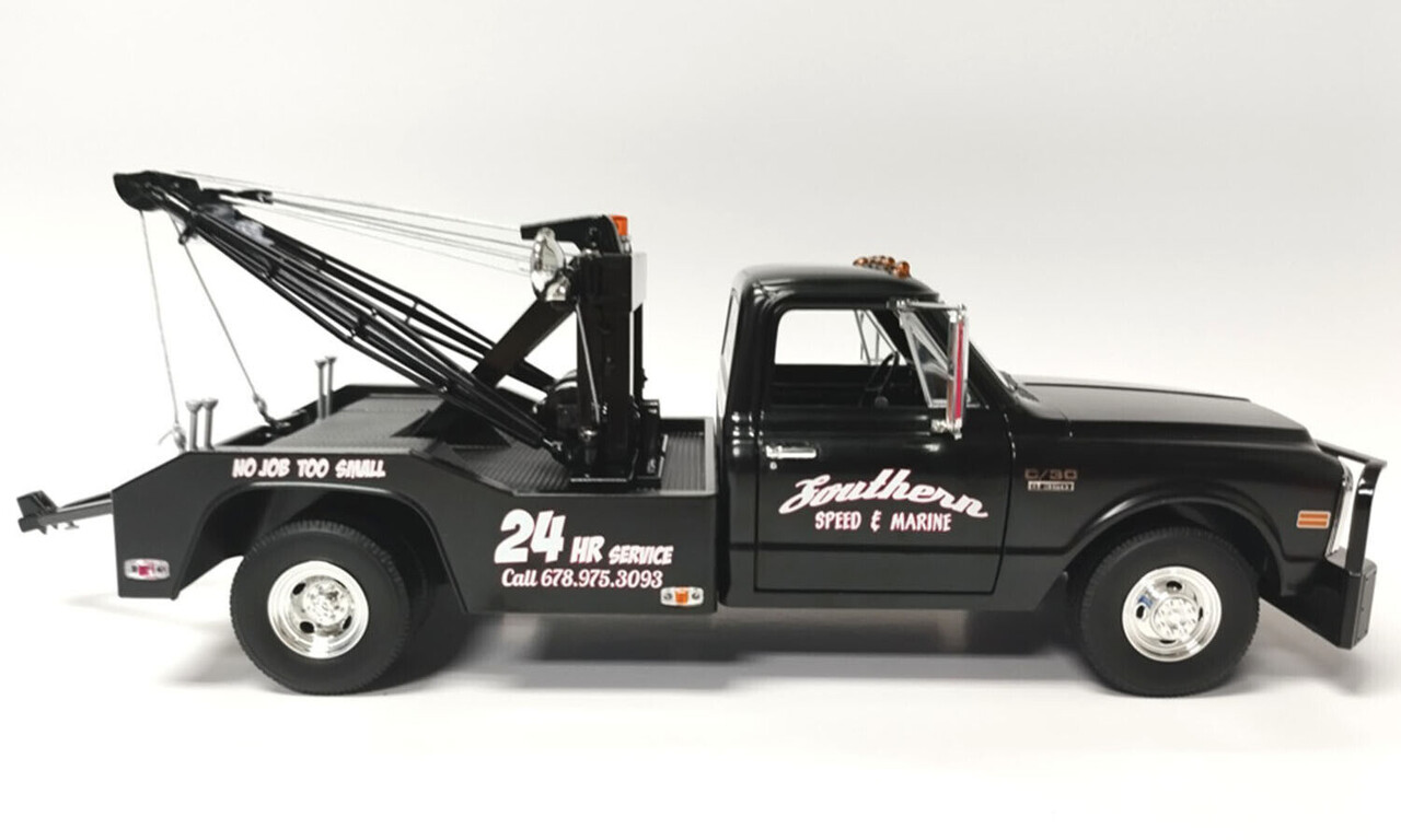 Chevrolet Chevrolet C-30 Pick-Up 'Southern Speed & Marine' Wrecker Road Service 1969 - 1:18 - ACME Chevrolet Chevrolet C-30 Pick-Up 'Southern Speed & Marine' Wrecker Road Service 1969 - 1:18 - ACME