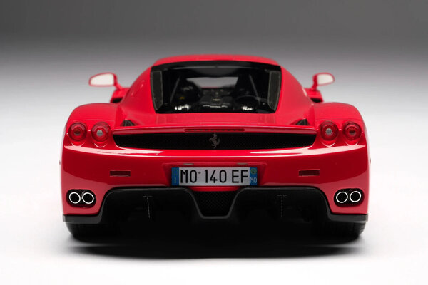 Ferrari Ferrari Enzo - 1:18 - Amalgam
