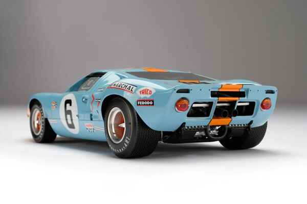 Ford Ford GT40 #6 Winner 24H Le Mans 1969 - 1:18 - Amalgam Ford Ford GT40 #6 Winner 24H Le Mans 1969 - 1:18 - Amalgam