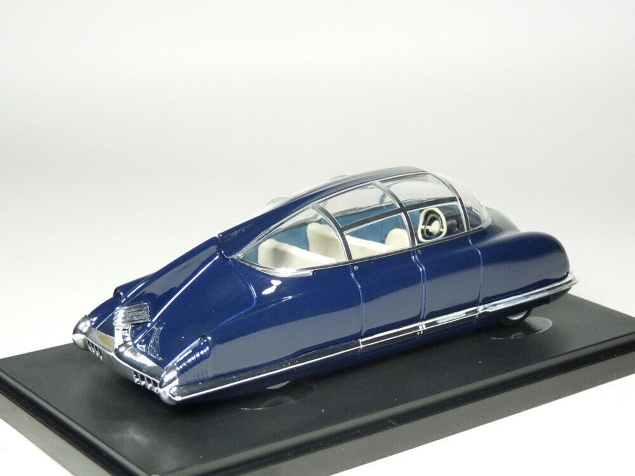 GM GM Corsair Streamliner 1924  - 1:43 - Autocult GM GM Corsair Streamliner 1924  - 1:43 - Autocult