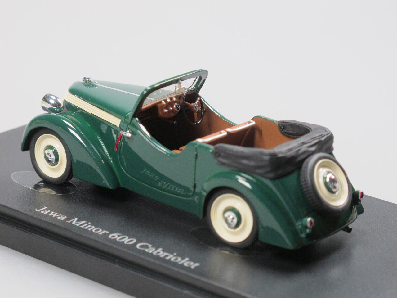 Jawa Jawa Minor 600 Cabriolet Open (CZ) 1938  - 1:43 - Autocult Jawa Jawa Minor 600 Cabriolet Open (CZ) 1938  - 1:43 - Autocult
