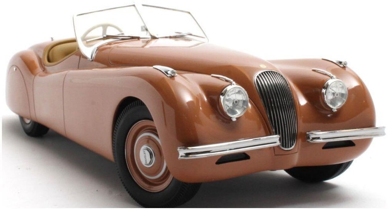 Jaguar Jaguar XK120 OTS Spider Cabriolet Open 1948 - 1:18 - Cult Scale Models Jaguar Jaguar XK120 OTS Spider Cabriolet Open 1948 - 1:18 - Cult Scale Models