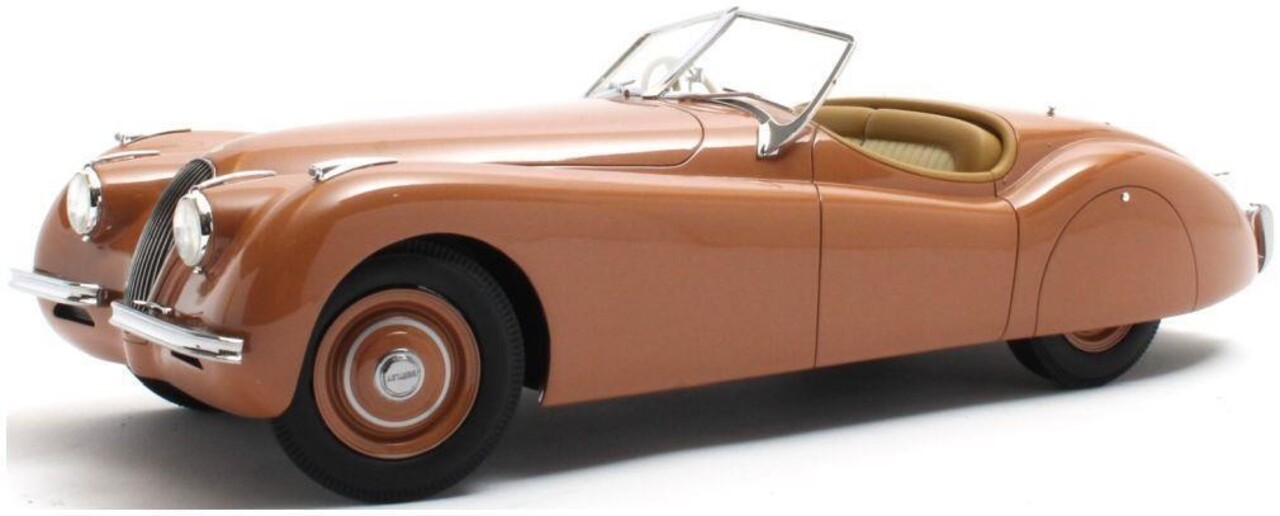 Jaguar Jaguar XK120 OTS Spider Cabriolet Open 1948 - 1:18 - Cult Scale Models Jaguar Jaguar XK120 OTS Spider Cabriolet Open 1948 - 1:18 - Cult Scale Models