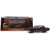 Checker Checker Taxicab UPS 1975 - 1:43 - Greenlight Checker Checker Taxicab UPS 1975 - 1:43 - Greenlight